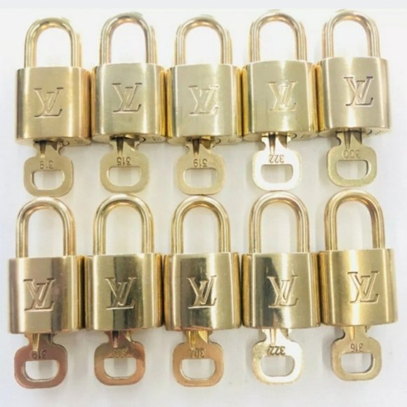 Louis Vuitton Accessories - 100% Auth Louis Vuitton 1 Lock and 1 Key Excellent
